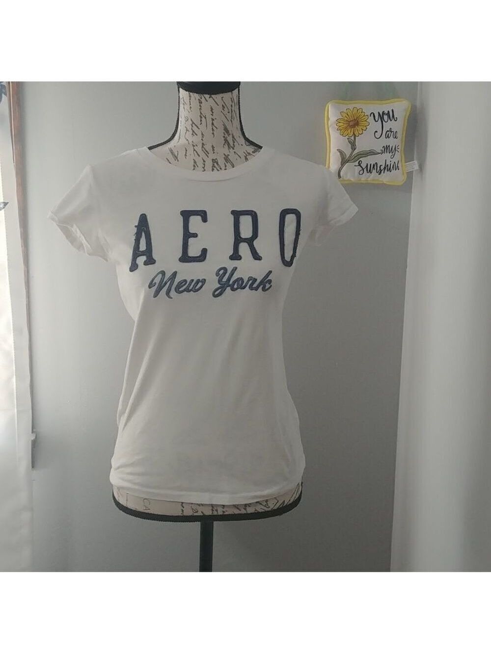 - Aeropostale White Crew Neck Cap Sleeve Blue Lettering Tee L
